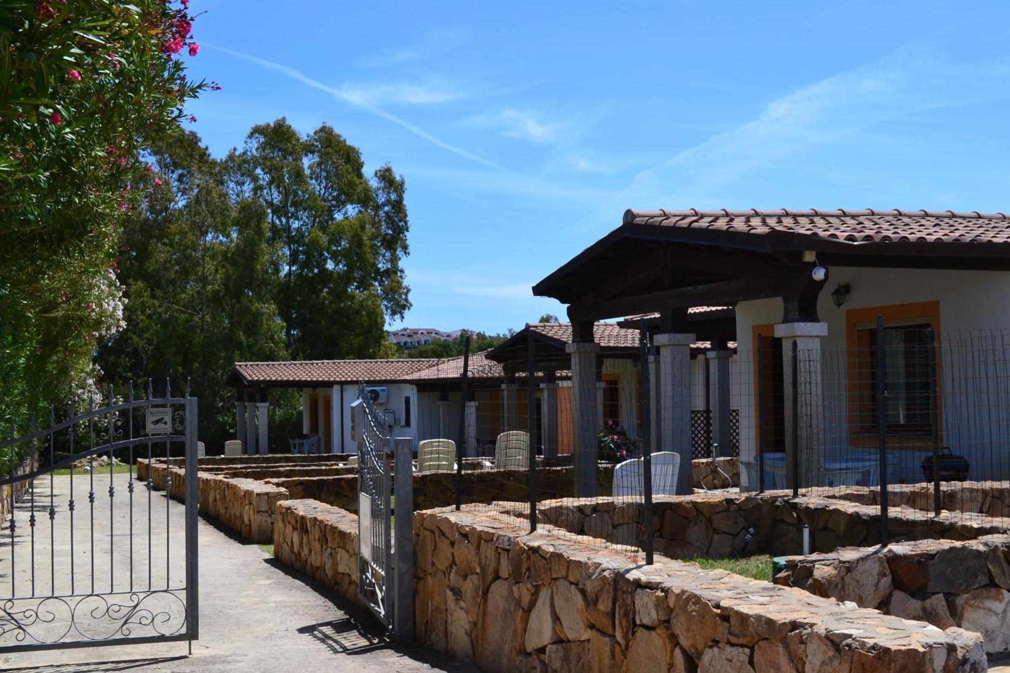 טנאונלה Residence S'Oggiastrone מראה חיצוני תמונה